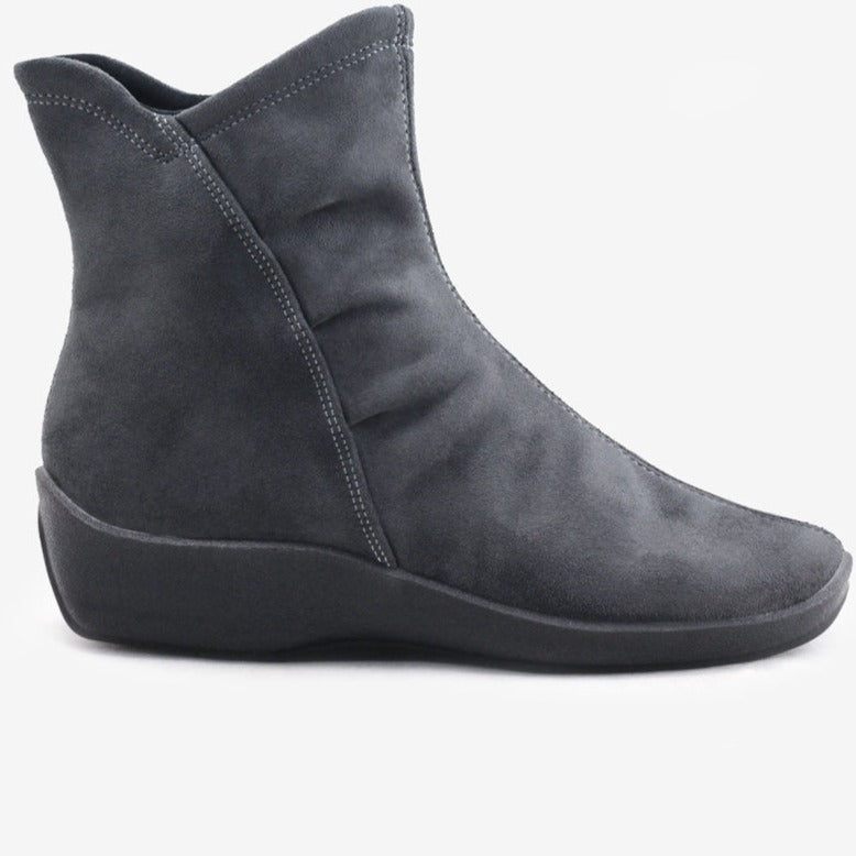 LYTECH BOOT - L19 (3 x COLOURS) SALE PRICE $100 - WERE $190 ...